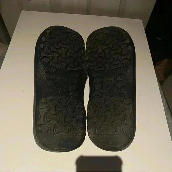 Birkenstock Black Clogs - Picture 7 of 8